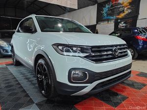 2023 VW T-CROSS Pear white - Image 4