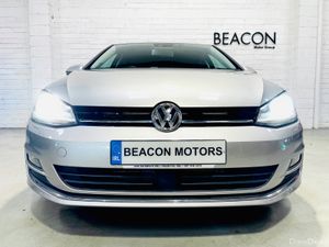 *ONLY 21,000*AUTO*LEATHER HEATED SPORT SEATS*VW GO - Image 4