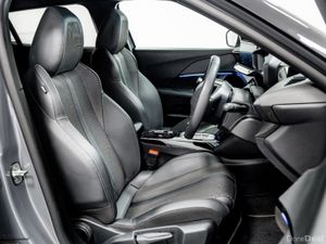 Peugeot 2008 E-GT 50kWh Auto 136HP - Image 3