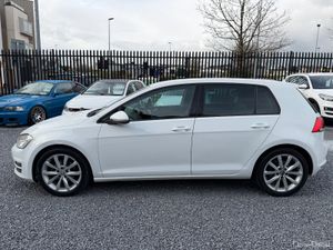 2014 (142) Volkswagen Golf 1.6 TDI Highline 110HP - Image 4