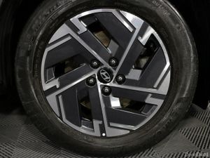 Hyundai Tucson COMFORT PLUS 1.6L DIESEL SUV - Image 4