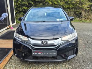 Honda Fit 1.5 Hybrid Auto - Image 3