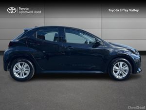 Toyota Yaris YARIS HYBRID 1.5 LUNA - Image 3