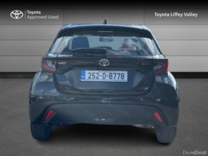 Toyota Yaris YARIS HYBRID 1.5 LUNA - Image 4