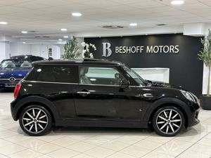 Mini Cooper 1.5 COOPER EXCLUSIVE=ONLY 22000 KMS//1 - Image 2