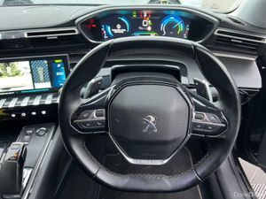 Peugeot 508 ALLURE PREMIUM ESTATE 1.6 HYBRID AUTO - Image 4