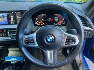 BMW 2-Series 218d M-SPORT 2.0 AUTO // SERVICE HIST - Image 4