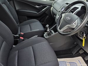2017 HYUNDAI IX20 1.4 DELUXE 5DR - Image 4
