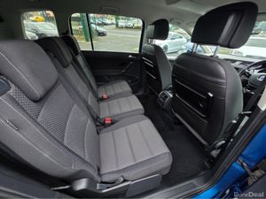 Volkswagen Touran 1.4 TSI AUTOMATIC 7 SEATER - FAC - Image 4