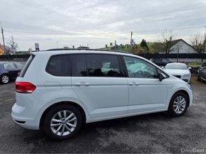 Volkswagen Touran 1.4 TSI AUTOMATIC - 7 SEATER -CA - Image 4