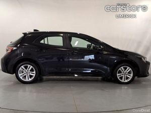 Toyota Corolla 1.8 Hybrid Luna Hatchback - Image 2