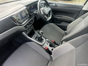 Volkswagen Polo LIFE 1.0TSI 95HP MANUAL - Image 3