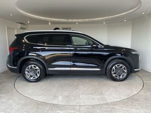 Hyundai Santa Fe 2023 - Image 4