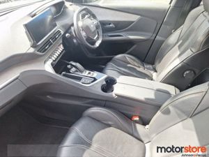 Peugeot 3008 HYBRID2 PHEV 225bhp GT Black Pack - Image 3