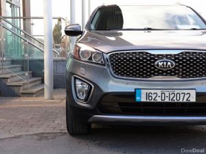 Kia Sorento Platinum AWD,Sunroof,High Spec - Image 3