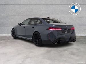 BMW M5 M5 Saloon - Image 3