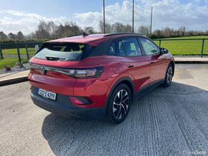 Volkswagen ID.4 LIFE 77KWH 204BHP PRO - Image 2