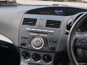 Mazda Mazda3 2010 - Image 3