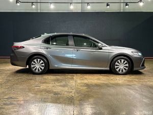 Toyota Camry 2.5 HYBRID AUTOMATIC - MULTI FUNCTION - Image 3