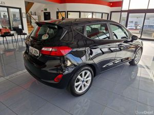 Ford Fiesta Trend Connected 1.1 075 M5 4DR - Image 4