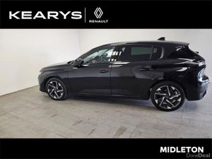 Peugeot 308 1.5 BlueHDi 130bhp Allure Auto - Image 2