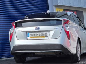 Toyota prius Hybrid - Image 4