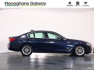 BMW 5-Series 520D SE *FULL SERVICE HISTORY* - Image 2