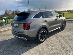 Kia Sorento DSL PE 7S K4 - Image 3
