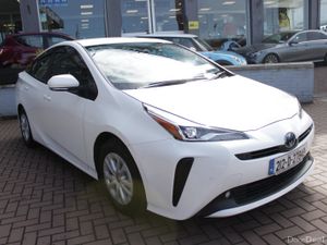 2021 TOYOTA PRIUS 1.8 HYBRID LUXURY - Image 2