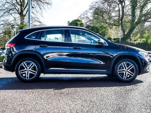 Mercedes-Benz GLA 200d Progressive Auto - Image 3