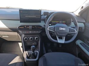 Dacia Sandero Stepway STEPWAY Extreme TCe 110 E06X - Image 2