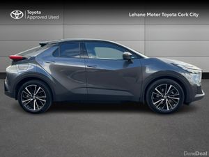 Toyota C-HR C-HR PHEV SOL - Image 3