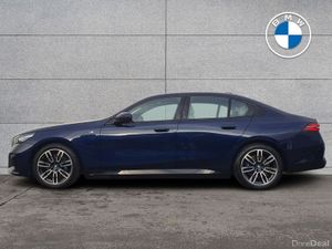 BMW 5-Series 530e M Sport Saloon - Image 4