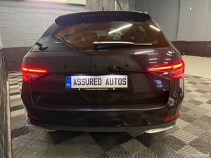 221  Skoda Superb 1.4 TSi-E Sportline + DSG Estate - Image 4