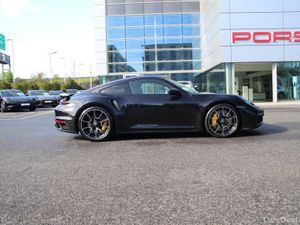 Porsche 911 Turbo S - Image 3