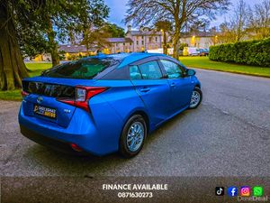 2020 Toyota Prius 1.8 Petrol Hybrid Automatic - Image 4
