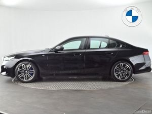 BMW 5-Series 520i M Sport Saloon - Image 3