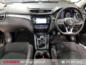Nissan Qashqai 1.5 DSL SV Premium - Image 2