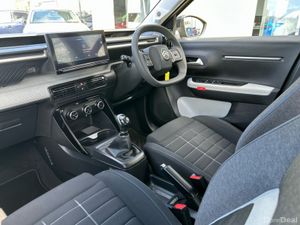 Citroen C3 PLUS PURETECH 100 MY30 4DR - Image 3