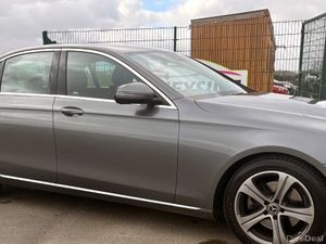 Mercedes-Benz E-Class 2017 Auto - Image 3