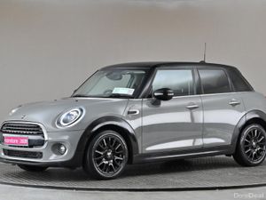 Mini Cooper 1.5 CLASSIC 6SPD 5DR **BI-TONE ROOF** - Image 4