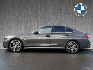 BMW 3-Series 330e M Sport Pro Edition - Image 4