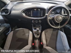 Toyota Aygo X Aygo X Pure Vvt-I  Pure  VVT-i - Image 3