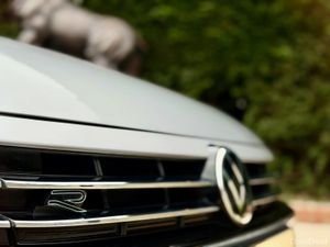 Volkswagen Arteon R Line 150BHP Auto 2.0Tdi - Image 3