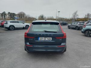 Volvo XC60 B4 D MOMENTUM 5DR AUTO - Image 4