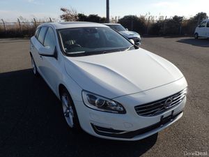 Volvo V60 2.0 D4 SE LUXURY PLUS 190 BHP DIESEL AUT - Image 2