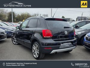 Volkswagen Polo CROSS 1.2 DSG 66 K KMS - Image 4