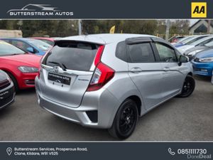 Honda Fit 1.5 HYBRID AUTO 54 K KMS - Image 2