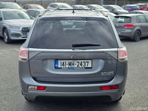 Mitsubishi Outlander 2014 - Image 4