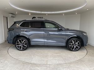 Volkswagen Tiguan 2024 - Image 4